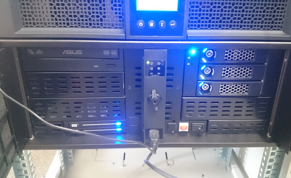 Server
